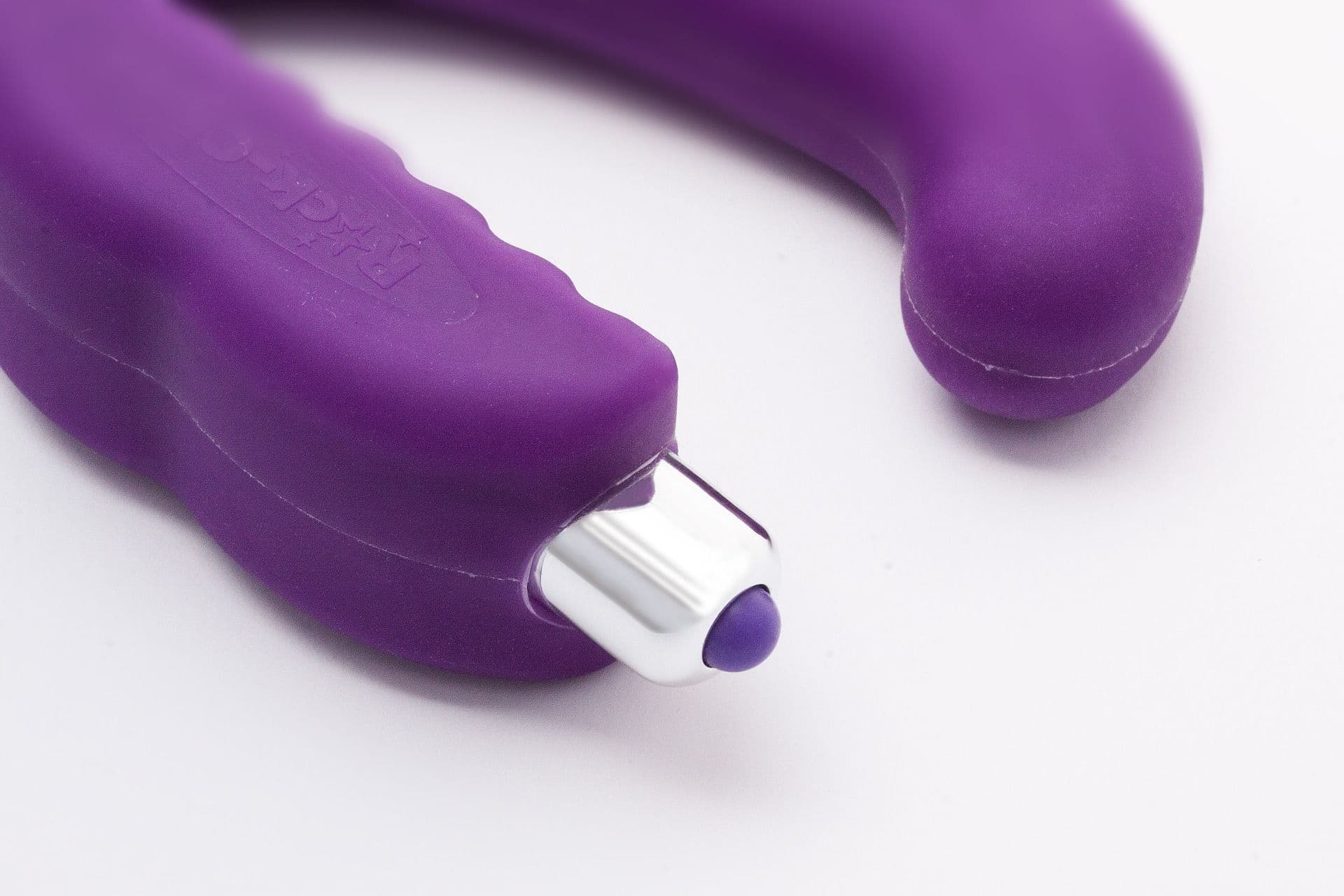https://almudenamferrer-images.s3.eu-west-1.amazonaws.com/sex_toys_g6f2870f31_1920_4d07deb964.jpeg